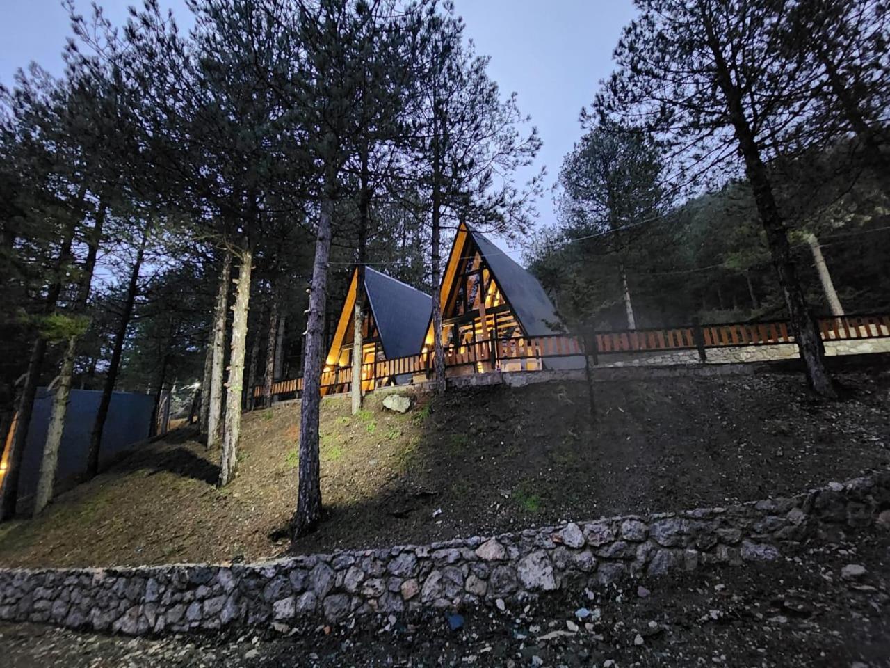 Villa Vilat Alpine Golden Gjinar Elbasan